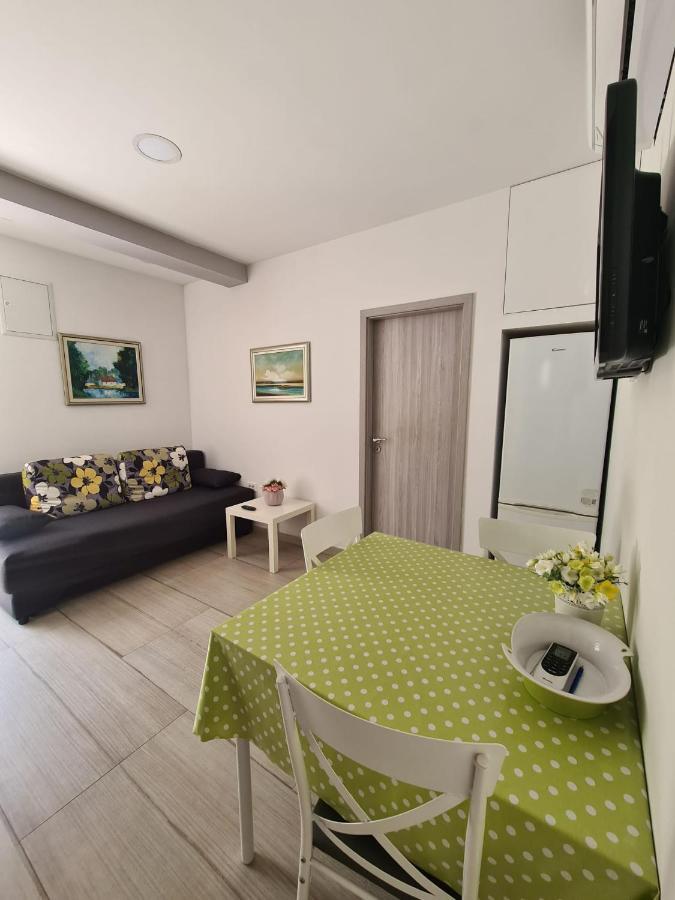 Apartment Bart Spalato Esterno foto